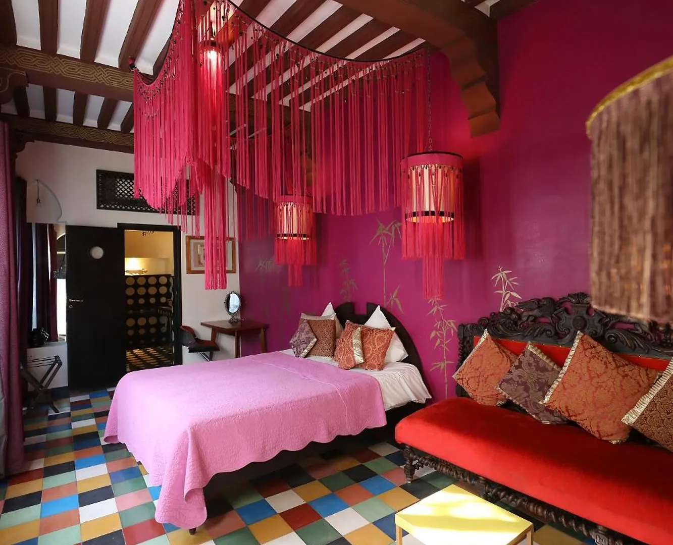 Riad Bindoo & Spa Marrakesh 5*,